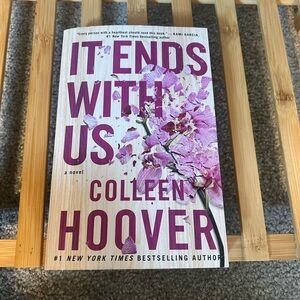 'It Ends With Us' Novel - Purple Cover